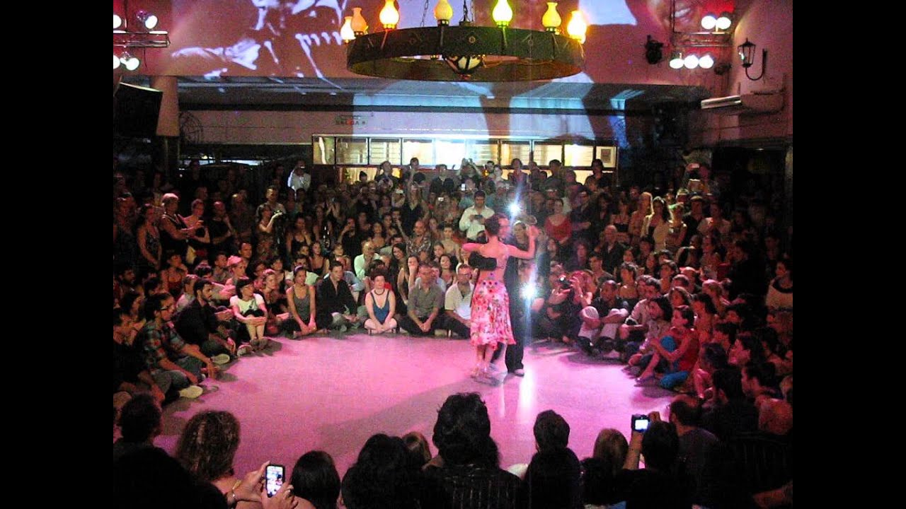 MARIANO "CHICHO" FRÚMBOLI y JUANA SEPÚLVEDA en Viva La Pepa! Milonga (2/5)