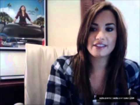 Hot Chelle Rae feat Demi Lovato-Why Don't you love me (studio version).wmv