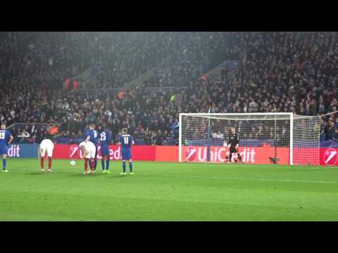 Kasper Schmeichel penalty save vs Sevilla - UEFA Champions League - 14th March 2017