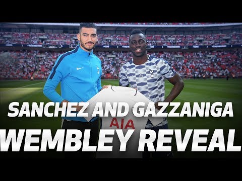 SANCHEZ AND GAZZANIGA PRESENTED AT WEMBLEY