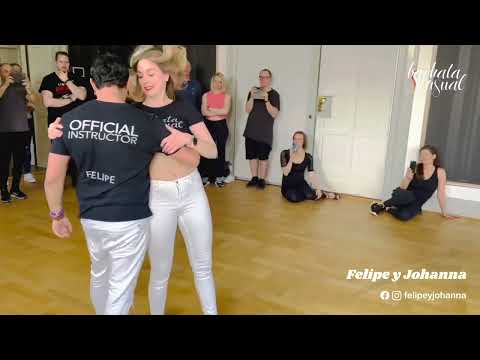 Felipe y Johanna Demo: Sus huellas - Romeo Santos