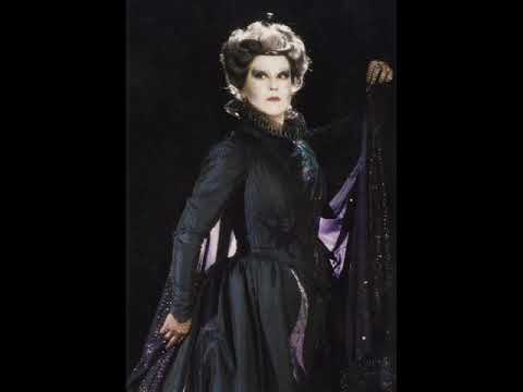 Luciana Serra uses her Gorgeous Diamond Coloratura for Gilda Tellemanni