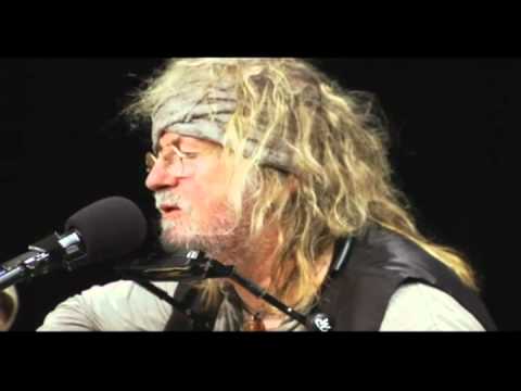 Ray Wylie Hubbard performs 