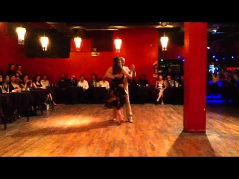  Ricardo Viqueira  and  Maria Plazaola  are  dancing  to  a  tango