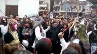 preview picture of video 'Γενίτσαροι και Μπούλες στη Νάουσα, 06/03/2011 - Β'