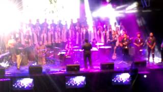 preview picture of video 'Coro Municipal de La Union y Orquesta - Obertura festival del Alerce milenario 2015'