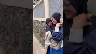 Download lagu Ibu hijab kena colek pisang kudalumping!! mp3 Download lagu Ibu hijab kena colek pisang kudalumping!! mp3