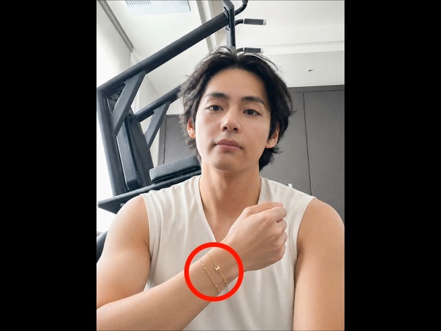 Vídeo relacionado con XHBTS 4 Piezas Bangtan Boys El mismo Estilo Vintage Pendientes de Botón de Plata con Caja