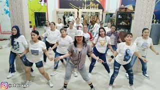 Download lagu HELLO DANGDUT - RITA SUGIARTO | Dangdut | Zumba | Edita Febriana mp3 Download lagu HELLO DANGDUT - RITA SUGIARTO | Dangdut | Zumba | Edita Febriana mp3
