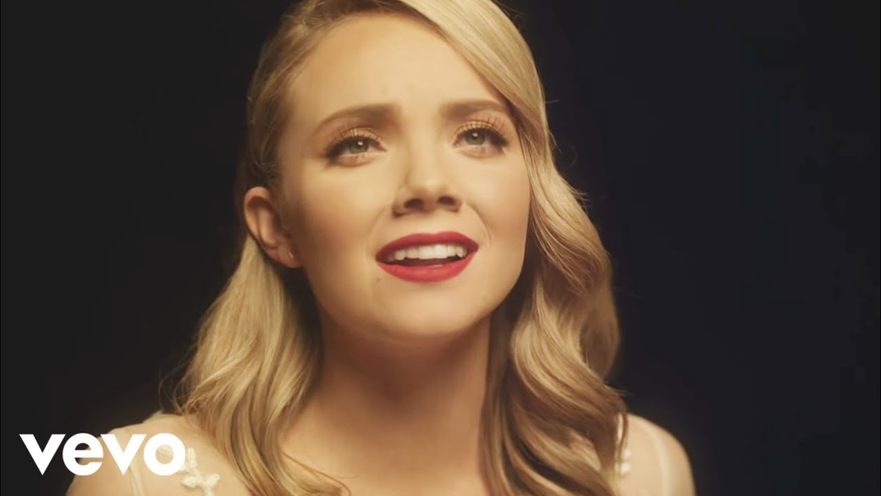 Danielle Bradbery — Worth It