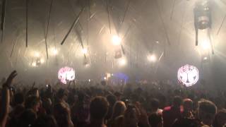 Dimitri Vegas & Like Mike vs W&W - Waves (Tomorrowland 2014 Anthem)