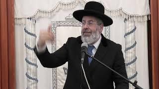 מפעל הפורמטים מרבב פתיח ישיבת שדרות+00011+00012~1 (ישיבת אפיקי דעת שדרות) - התמונה מוצגת ישירות מתוך אתר האינטרנט יוטיוב. זכויות היוצרים בתמונה שייכות ליוצרה. קישור קרדיט למקור התוכן נמצא בתוך דף הסרטון