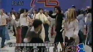 I'M GONNA LET MY HEART DO THE WALKING by the Supremes