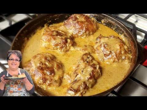 Skillet Fried Chicken and Gravy // All in One ❤️ Step by Step
