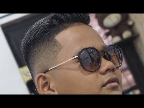 ASMR World Cleanest Fade - Haircut Tutorial