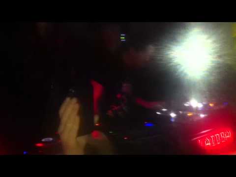 Laidback Luke playing ''Dutchano'' live @ Bootshaus, Köln (14.01.2012)