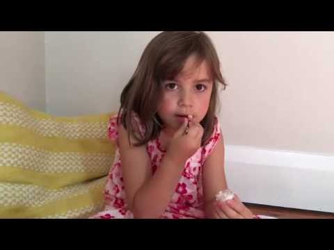 download lagu mp3 mp4 Kidsize Living, download lagu Kidsize Living gratis, unduh video klip Kidsize Living