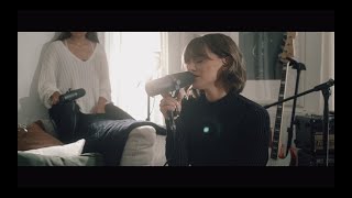 Clara Bond - Backtalker (Live From My Lounge)