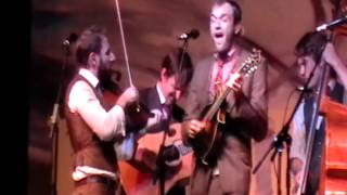 Chris Thile & The Punch Brothers (Brakeman's Blues)