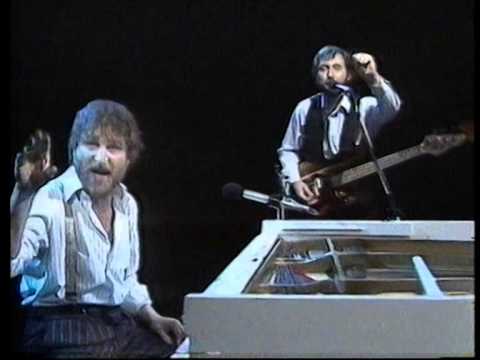 Chas and Dave - Rabbit (1980)
