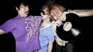 Dissapearing Hearts - Brokencyde.