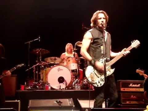 Sound City Players: Rick Springfield & Foo Fighters - Love Is Alright Tonight - 1.31.13