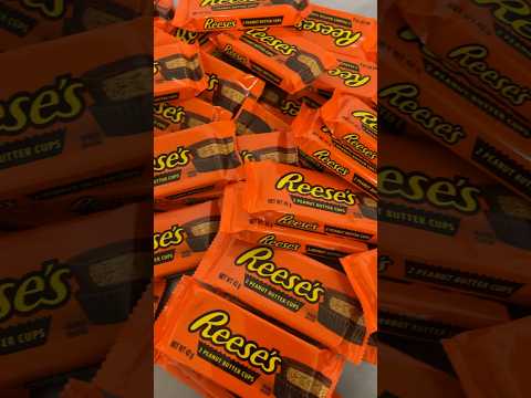 Reese’s peanut butter cup milk chocolate (2 packs) #eating #foodshorts #chocolateaddict #pb