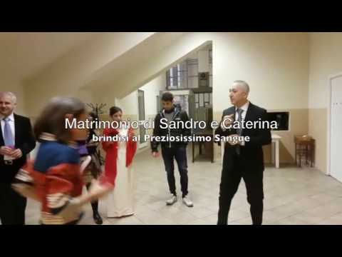 Dopo il matrimonio in Chiesa ... brindisi con gli sposi!