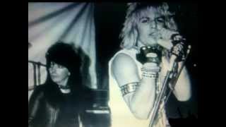 Mötley Crüe: Merry-Go-Round (*lyrics) from album LIVE...