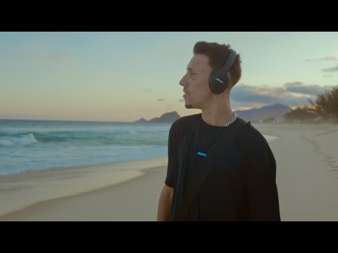 Baviera - AlguémJáFoiUmBagulhoDoidoNaSuaVida? (CLIPE OFICIAL)