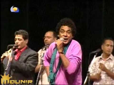 صورة البوم في عشق البنات محمد منير