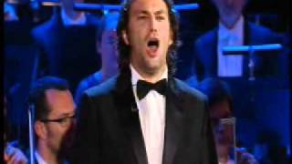 JONAS KAUFMANN. canta &quot; È LA SOLITA STORIA &quot; ( CILEA )