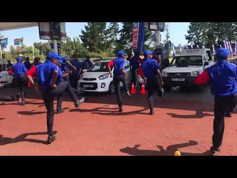 engen garage  workers flash mob 2017