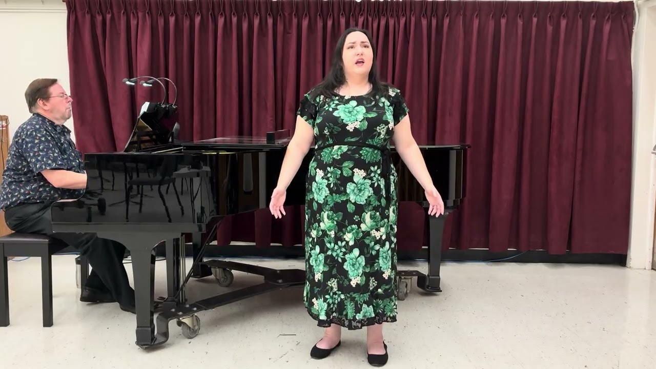 Promotional video thumbnail 2 for Classical/Opera Singer, Martina Goldring