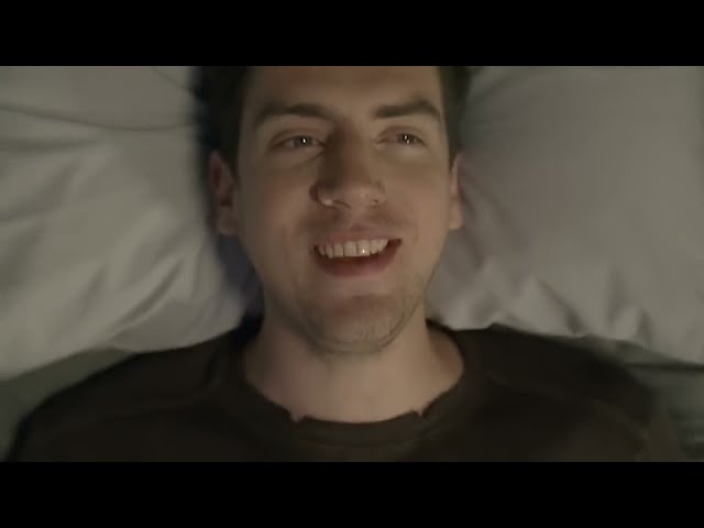 Video zu 'Chasing Cars' ansehen Video zu 'Chasing Cars' ansehen