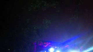 FLUX PAVILION - Cracks - STARSCAPE 2011 - Ascending the Stairs into the SEA OF PEOPLE!