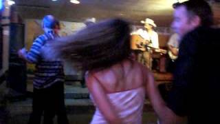 Real Country Western Dancing at the Broken Spoke in Austin - Git' Rhythm - They got it