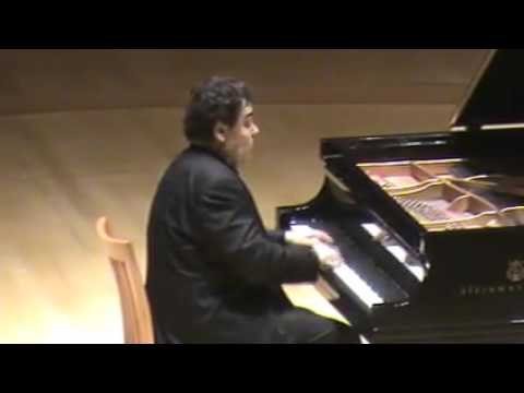 Zambra Granadina by Isaac Albéniz : Arcadi Volodos Live