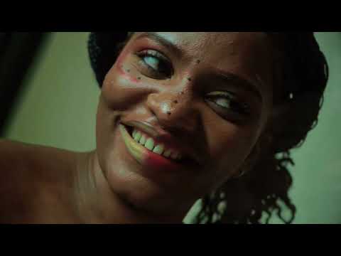 Wayci  - Filha Do Soba (Prod. @ShalomBeatz) Official Video