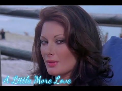 A Little More Love feat Edwige Fenech A vergine, il toro e il capricorno