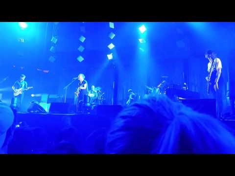 Radiohead - Street Spirit (clip) @ Madison Square Garden 7/26/16