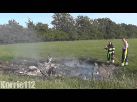[04.07.'15] Brandstichting tussen weilanden doet brandweer Kollum uitrukken