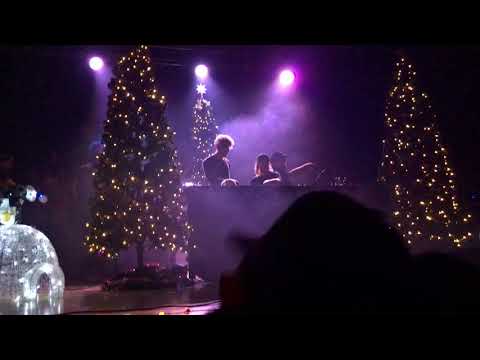 Does A Bear SHiZ in the Woods - GRiZmas 2018 pt. 8