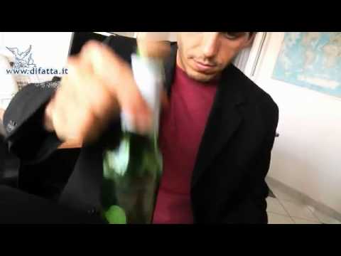 Voir la vidéo de la Piéce Pliante 2 euro - Folding Coin - Traditional Système  - Tango E0064