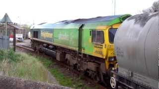 preview picture of video 'Liskeard Moorswater Cement | 66522 | 20/4/2012'