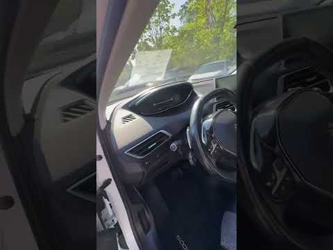 фото peugeot 5008 ii 0