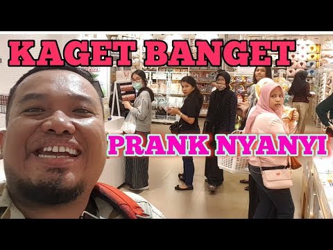 ada-yang-kaget-ada-yang-ikut-nyanyi