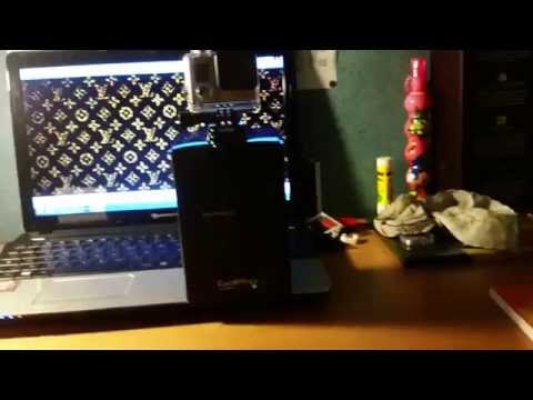 pourquoi la gopro clignote bleu