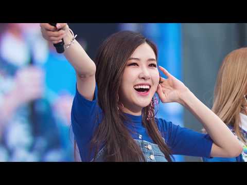 170520-Some HQ Pics of Blackpink at Yonsei University