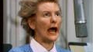 ELAINE STRITCH SINGS "HERE'S TO THE LADIES WHO LUNCH"